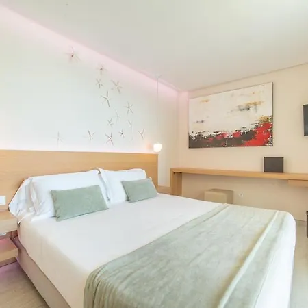 Hotel Melbeach & - Adults Only