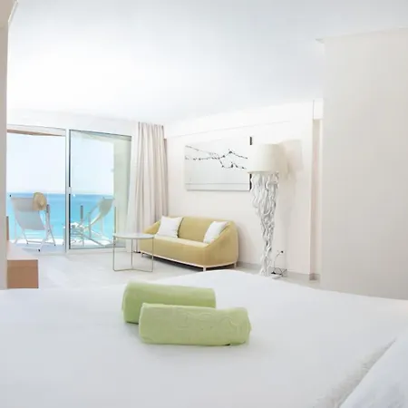 Melbeach & - Adults Only 4* Каньямель