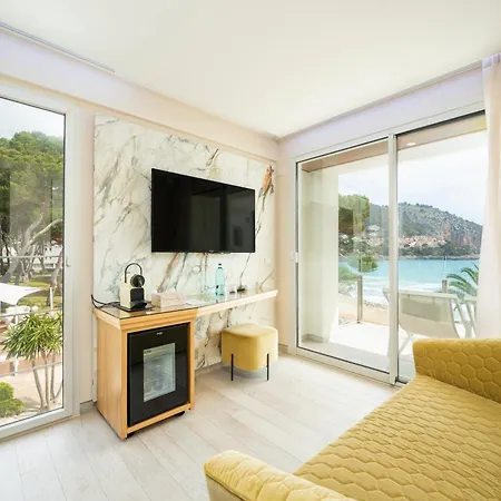 Melbeach & - Adults Only 4*
